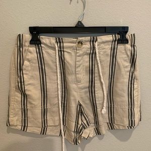 Lou & Grey shorts size XS